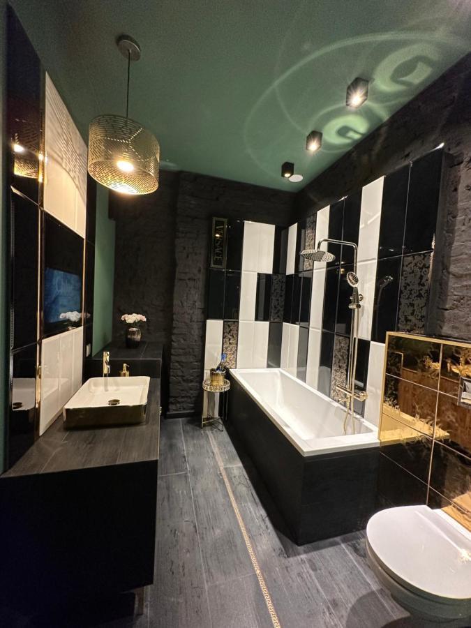 Darkhouse Versace Pink Łódź Dış mekan fotoğraf